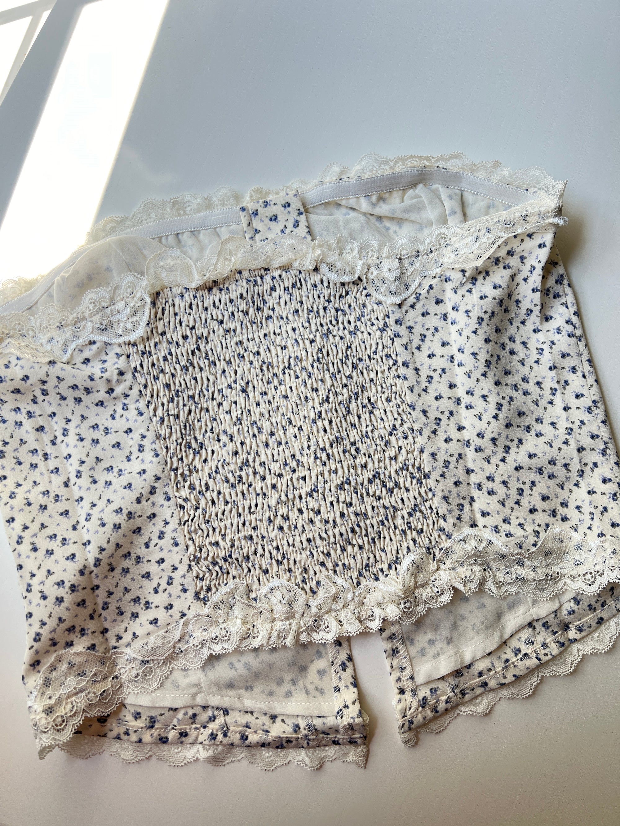 The daisy corset